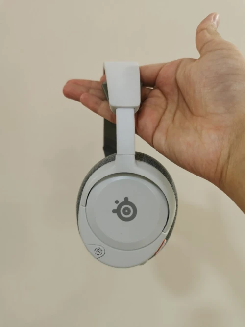 - Casque SteelSeries Arctis Nova1 Original Caba Europe état 10/10