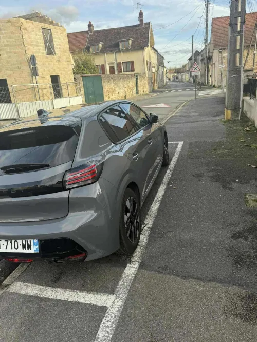 Peugeot 208 2024 Allure Pack