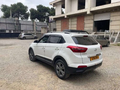 Hyundai Crita 2018 Crita
