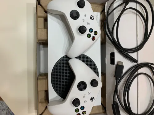 Xbox séries s 512 gb avec 2 manette original 
