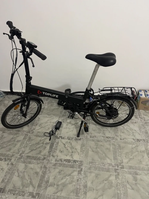 Vélo électrique pliable