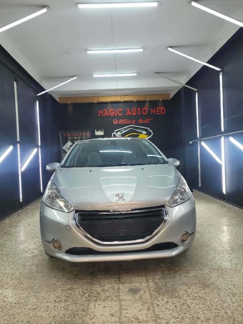 Peugeot 208 2014 208