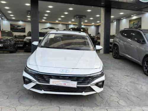Hyundai ELANTRA 2025 full options