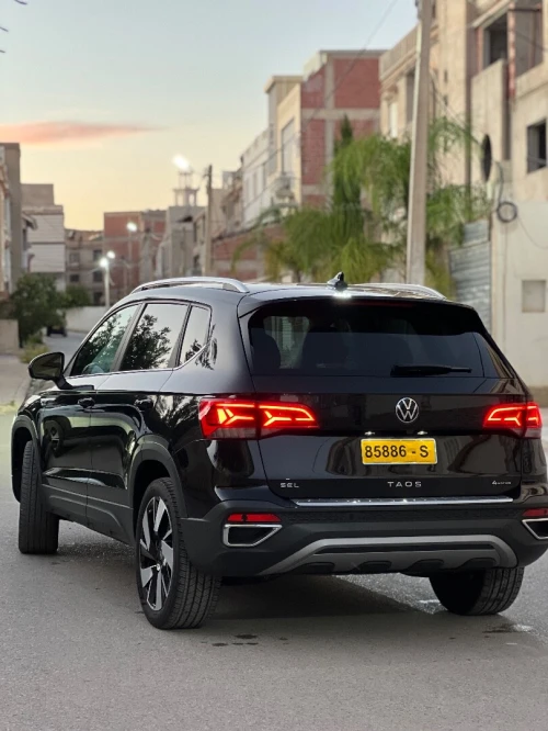 Volkswagen Taos 2023 SEL