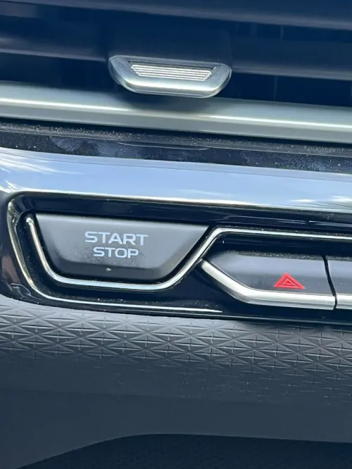 Geely Emgrand 2025 