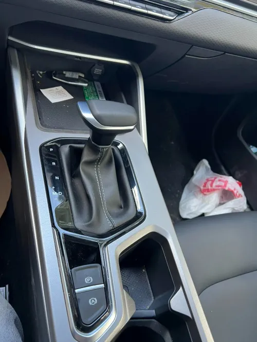 Geely Emgrand 2025 