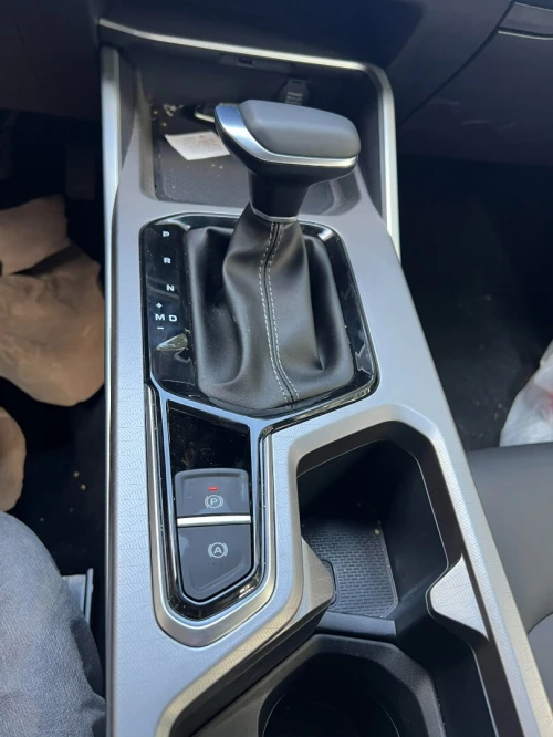 Geely Emgrand 2025 