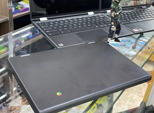 Lenovo 300e 2021 Chromebook - Laptop/Tablette tactile