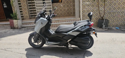 Yamaha Xmax Tech max 2025
