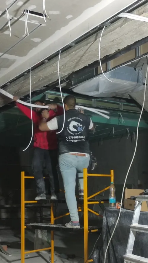 Experts en étude et installation de tous types de climatiseurs (multi split centralisée gainabl cassette)