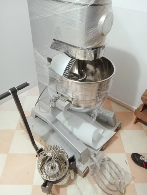 Batteur mélangeur 80L