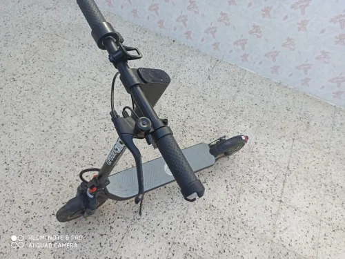 Trottinette Urban Glide électrique état neuf