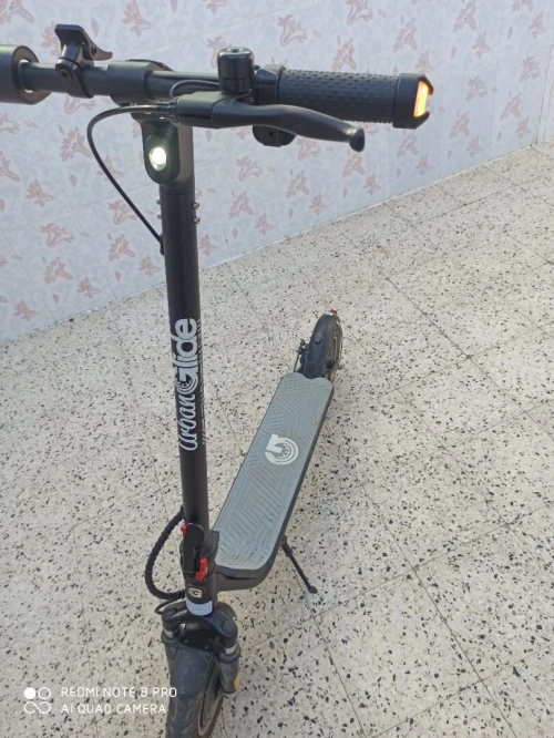 Trottinette Urban Glide électrique état neuf