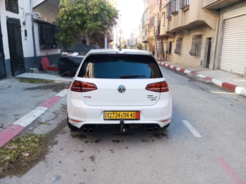 Volkswagen Golf 7 2014 GTD outinger rouge