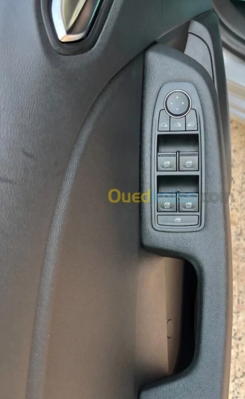 Renault Clio 5  2023 Evolution
