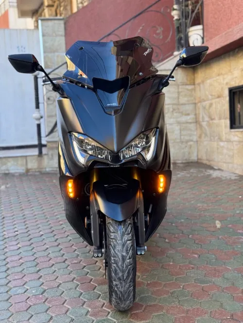 Tmax 560 2021