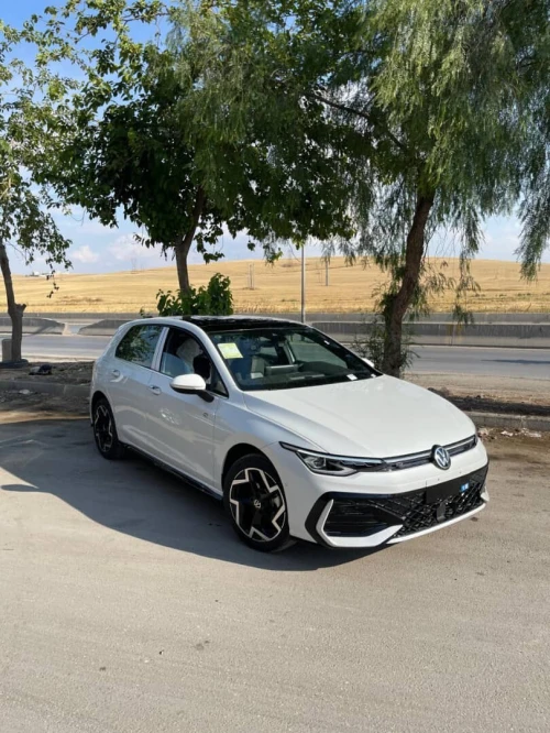 Volkswagen Golf 8 2025 Pro R-line