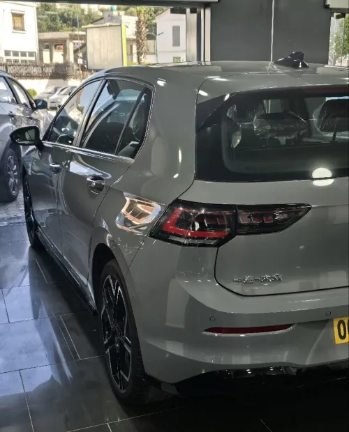 Volkswagen Golf 8.5 2025 R-line
