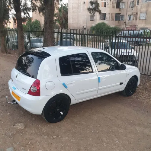 Renault Clio Campus 2013 Extreme