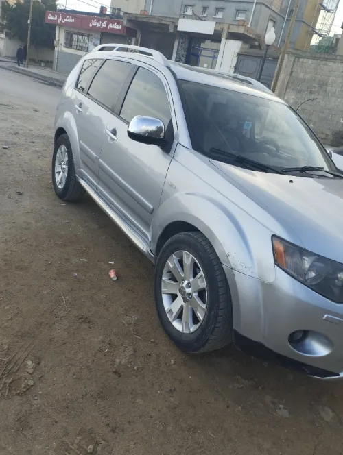 Mitsubishi mitsubishi outlander 2007 4×4