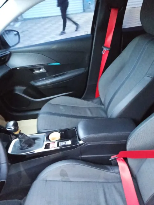 Peugeot 208 2022 