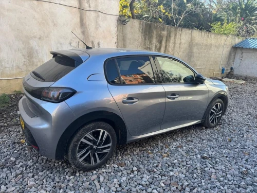 Peugeot 208 2022 Access Facelift