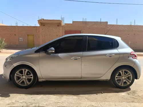 Peugeot 208 2013 Active