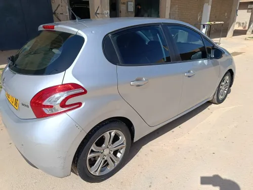 Peugeot 208 2013 Active