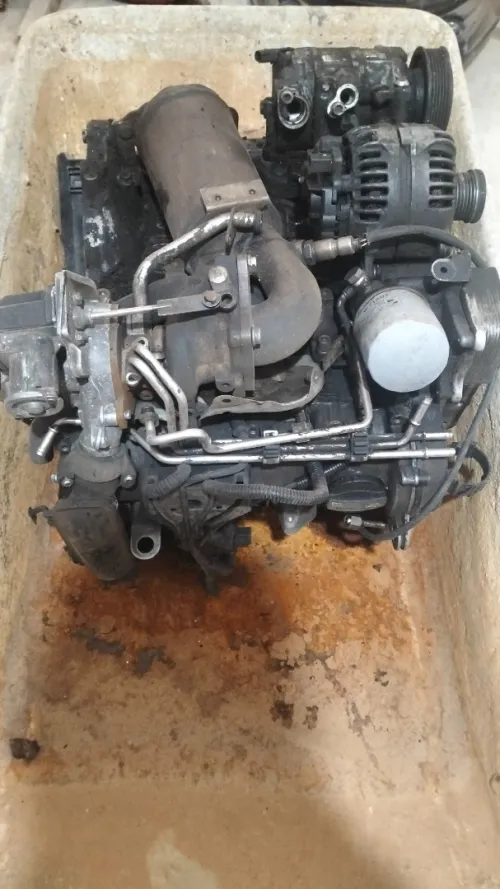 Vend moteur coulé