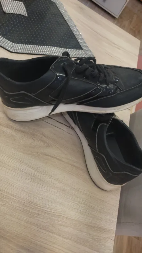 Vente vêtements CHAUSSURES d'occasion FRANCE