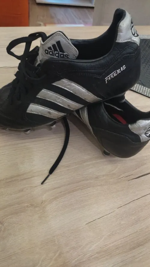 Vente vêtements CHAUSSURES d'occasion FRANCE