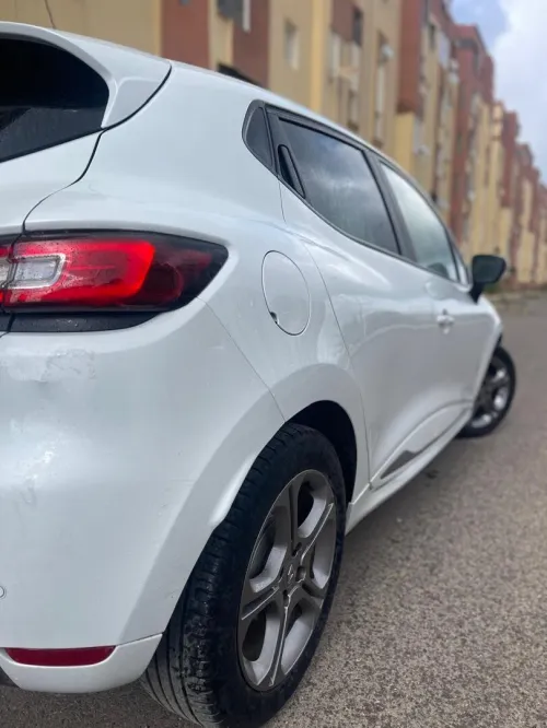 Renault Clio 4 2021 GT Line +
