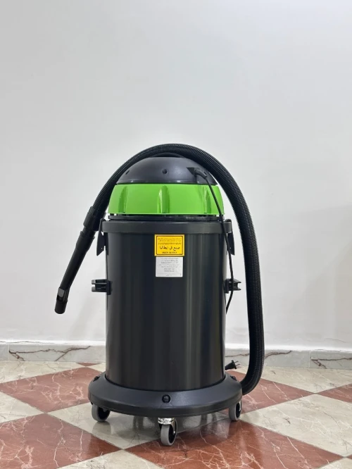 Aspirateur professionnel eau et poussière IPC YP 2/62