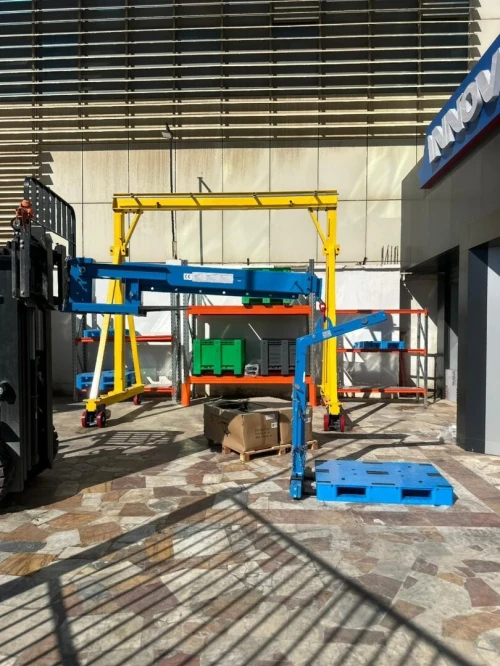 Lève-palettes à fourches réglables à équilibrage automatique CY10
