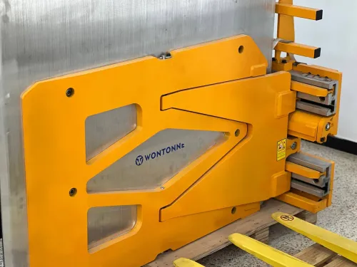 Pince à carton pour chariot élévateur CCS15E-006B