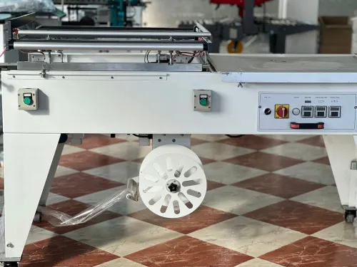 Soudeuse en L semi automatique BLA - 8060