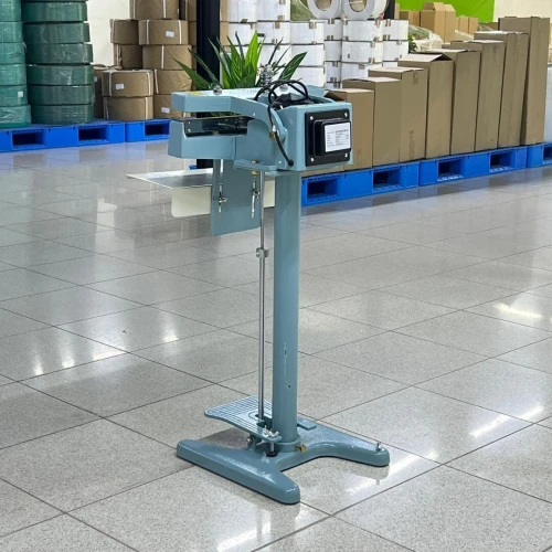 Soudeuse à pédale électrique à tête verticale KS-DD400