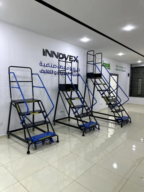 Escabeau à plateforme à immobilisation automatique 7 marches
