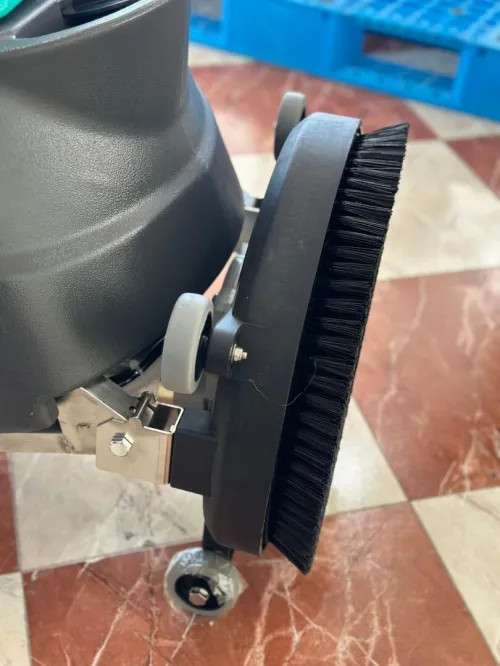 Autolaveuse à câble HY45C-2