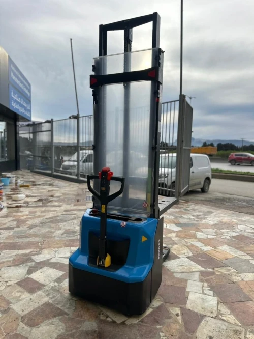 Gerbeur électrique levée initiale PSE 12BD