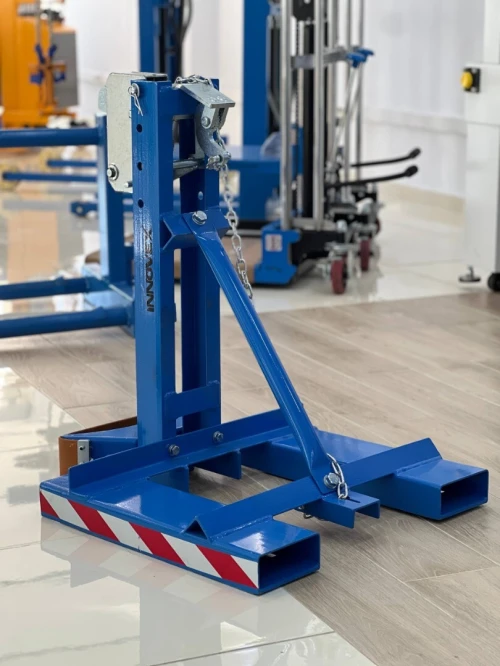 Pinces à fût pour chariot élévateur DG360A
