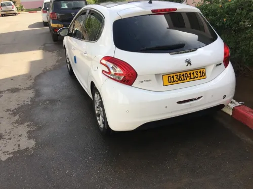 Peugeot 208 2013 Allure