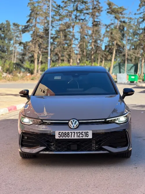 Volkswagen Golf 8 2025 R-Line