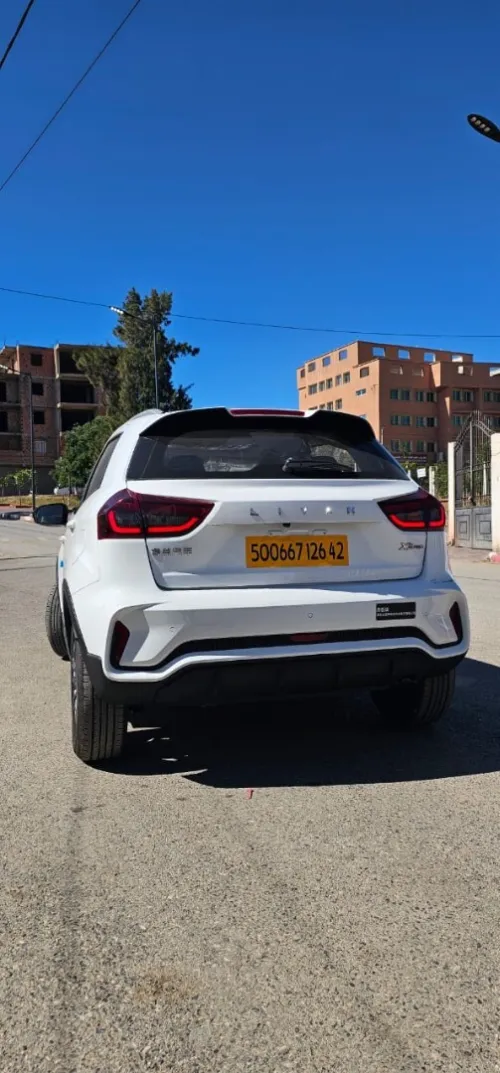 Livan X3 Pro  2026 Geely