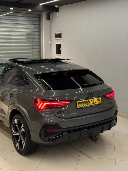 Audi Q3 2024 SLINE
