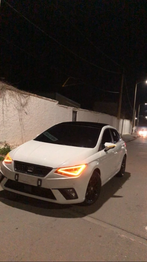 Seat Ibiza 2018 HIGH +