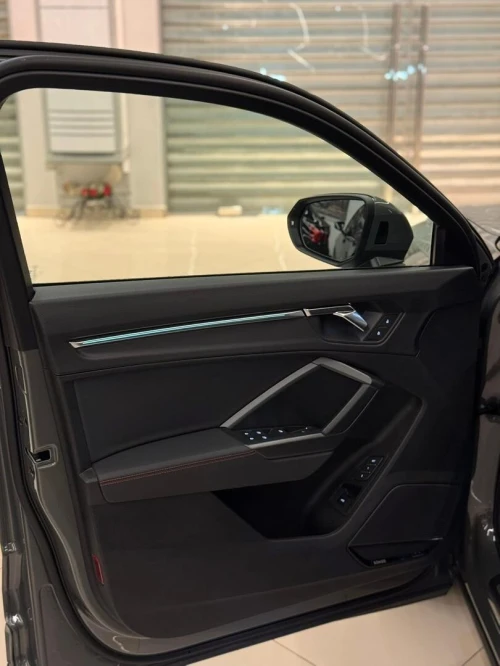 Audi Q3 2024 SLINE