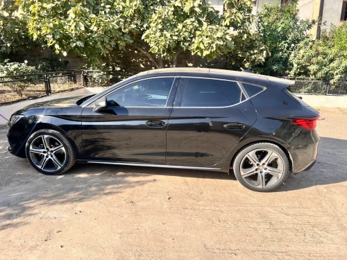 Cupra  Leon 2023 