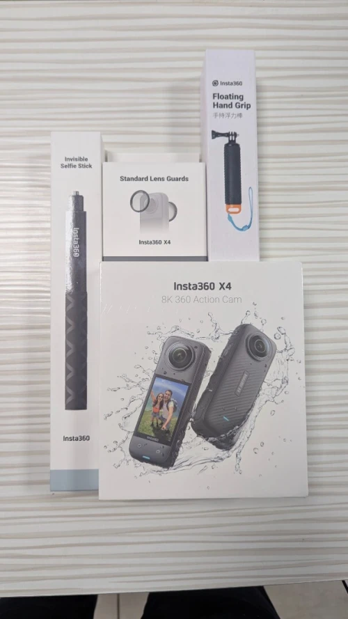 Insta360 x4