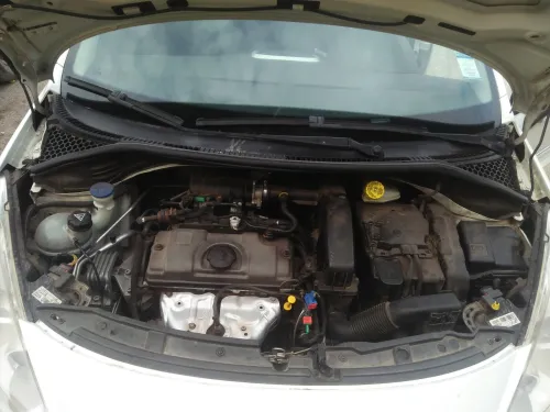 Peugeot 207 plus 2013 207 plus